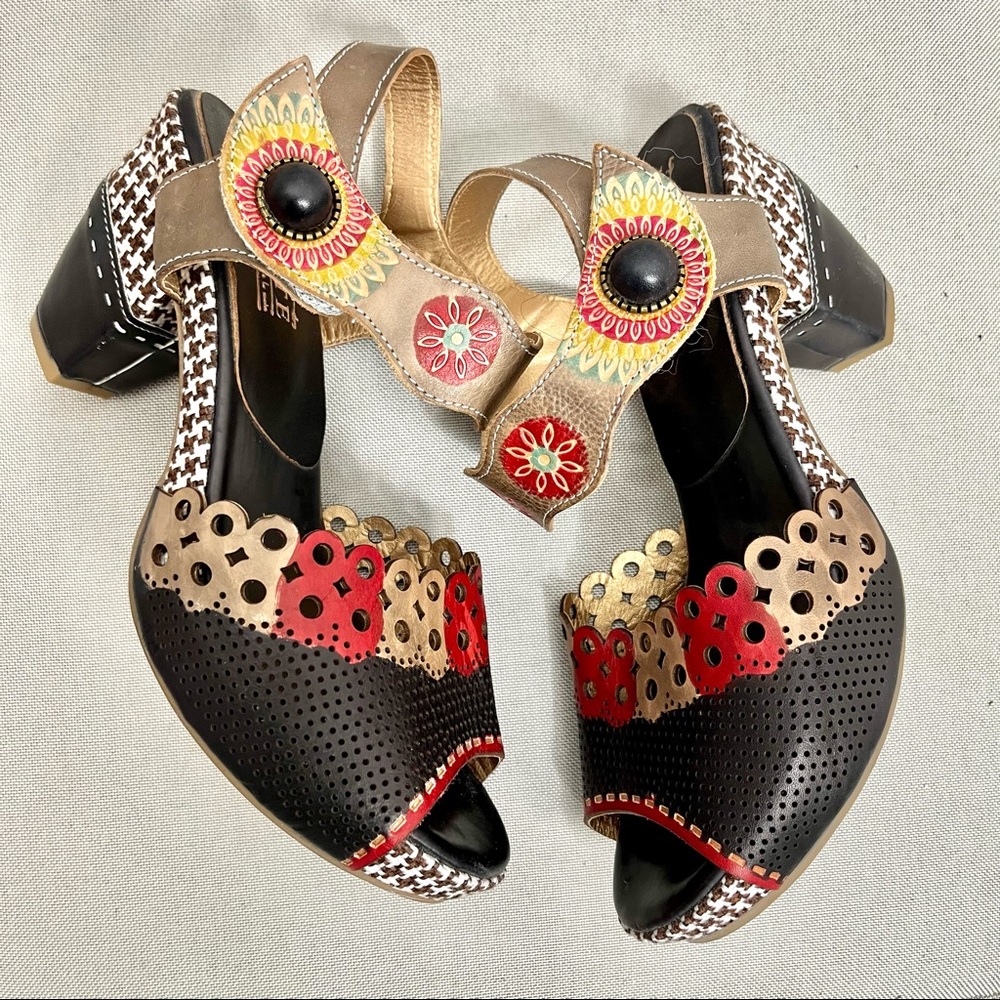 L’Artiste Jive Funky Platform Heel Leather Sandals